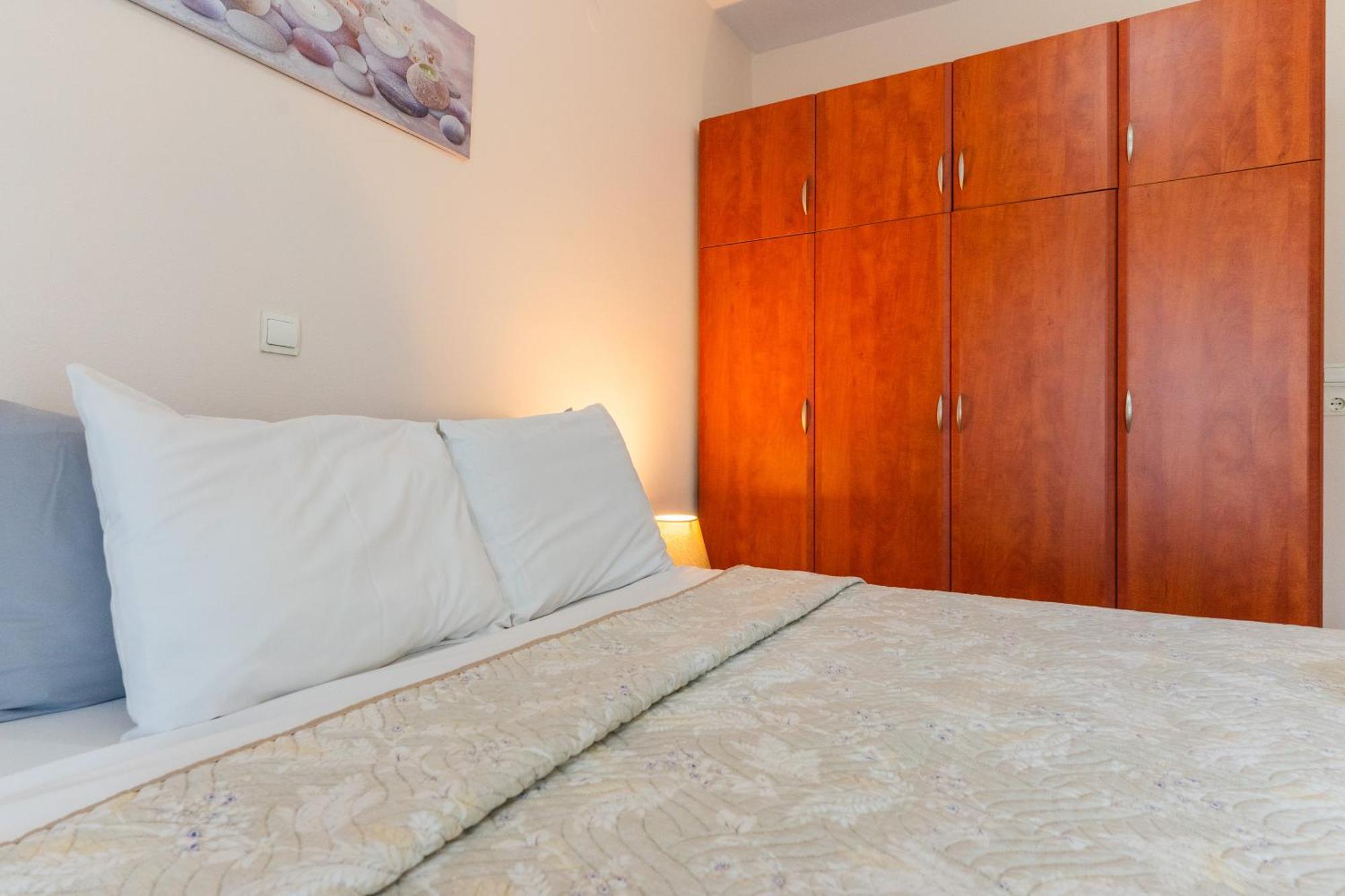 Papi'S Free Parking Apartments 2 - 2 Bedroom アレクサンドルポリス エクステリア 写真